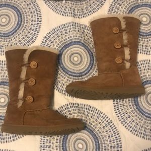 UGG BAILEY BUTTON BOOTS